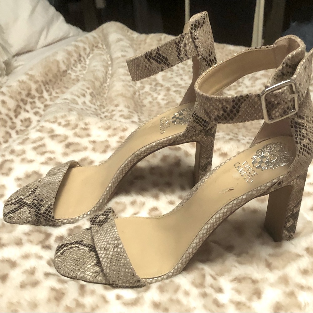 Vince Camuto Bendiva snakeskin heels.  Size 8 1/2.  NWOT